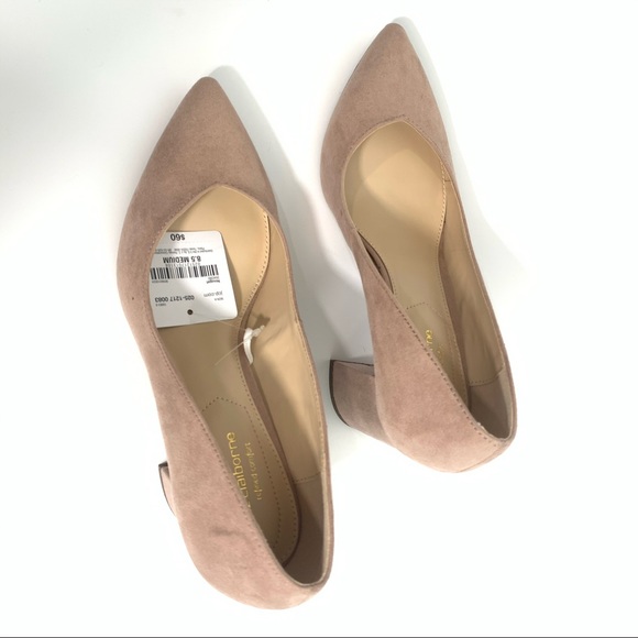 Liz Claiborne Shoes - Liz Claiborne Haslett Pink Sz 8.5M Block Heel Shoe